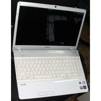 Ноутбук Sony Vaio VPCEB3E1R (Intel Pentium P6100 (2x2.0Ghz) /4096Mb DDR3 /320Gb /Radeon HD5470 /15.5" TFT 1366x768) - Сочи